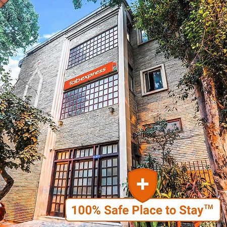 Hotel Fabexpress Hemkunt Mansion Noida Exteriér fotografie