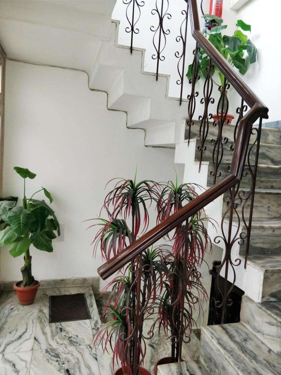 Hotel Fabexpress Hemkunt Mansion Noida Exteriér fotografie
