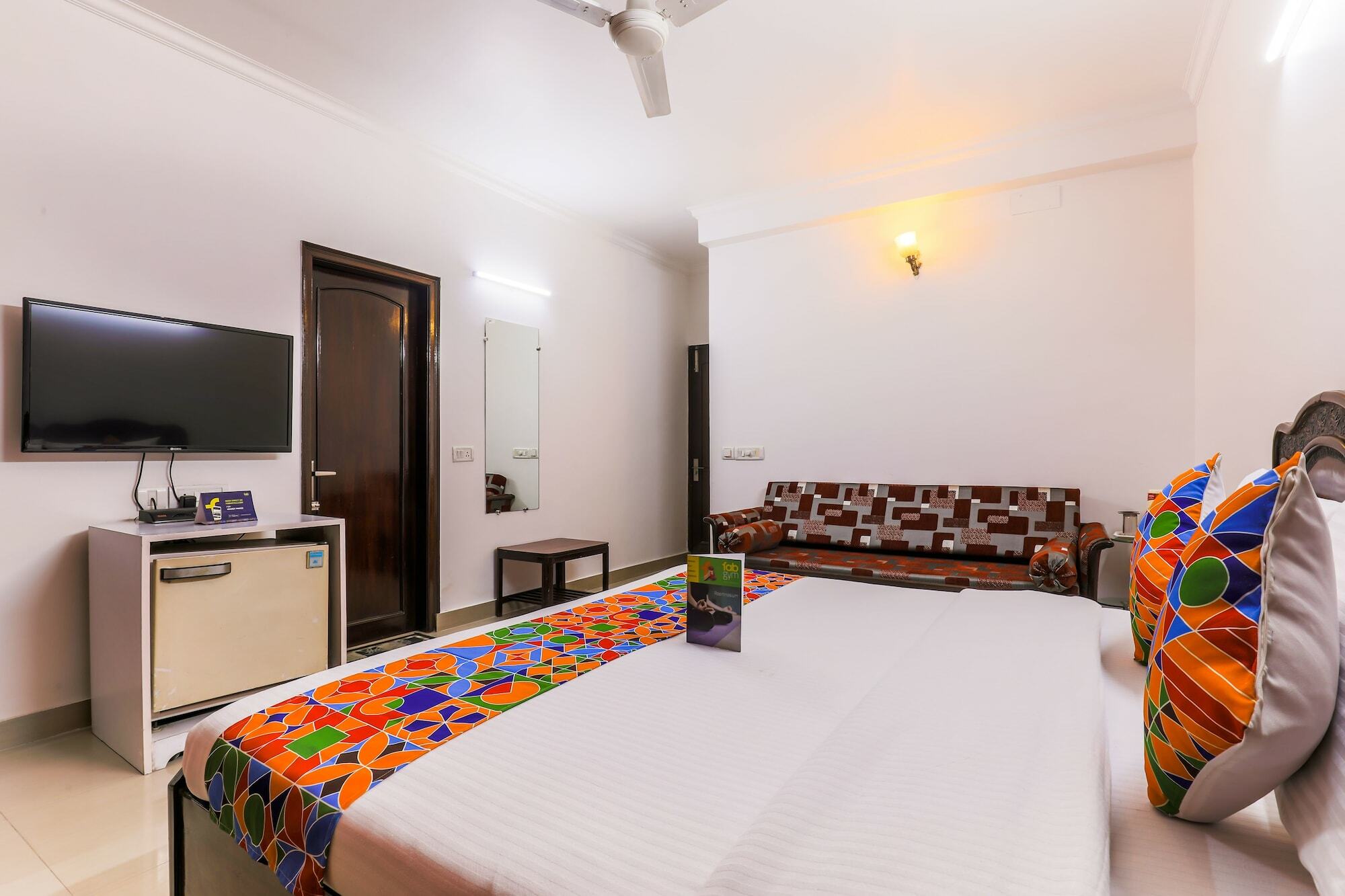 Hotel Fabexpress Hemkunt Mansion Noida Exteriér fotografie